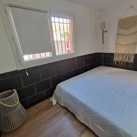 Hébergement de vacances Charmante Maison De Village Au Calme - Animaux Admis - Fr-1-100-349