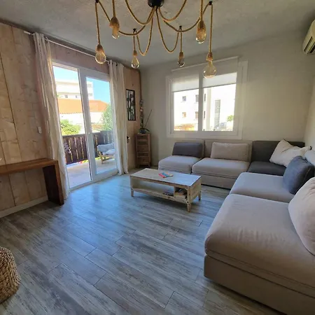 Hébergement de vacances Charmante Maison De Village Au Calme - Animaux Admis - Fr-1-100-349 Cavalaire-sur-Mer